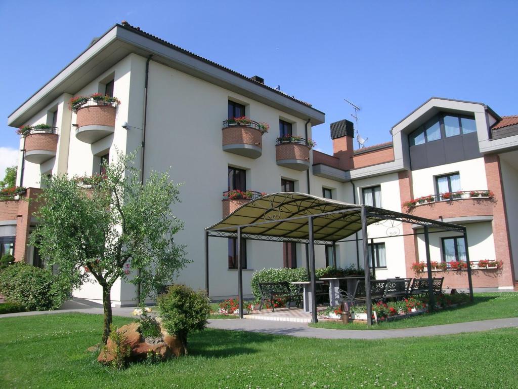 Hotel Da Vito Campagna Lupia Exterior photo
